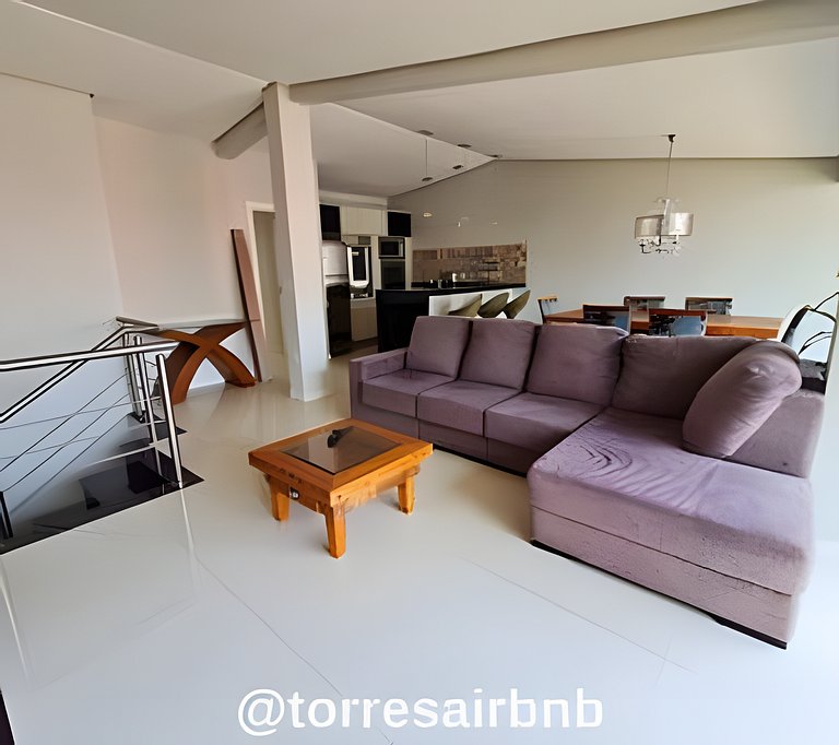 Cobertura duplex a de 300m do mar | Quatro Praças