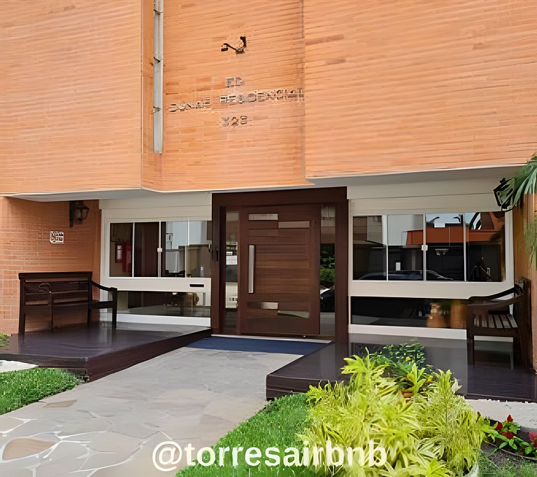 Cobertura duplex a de 300m do mar | Quatro Praças