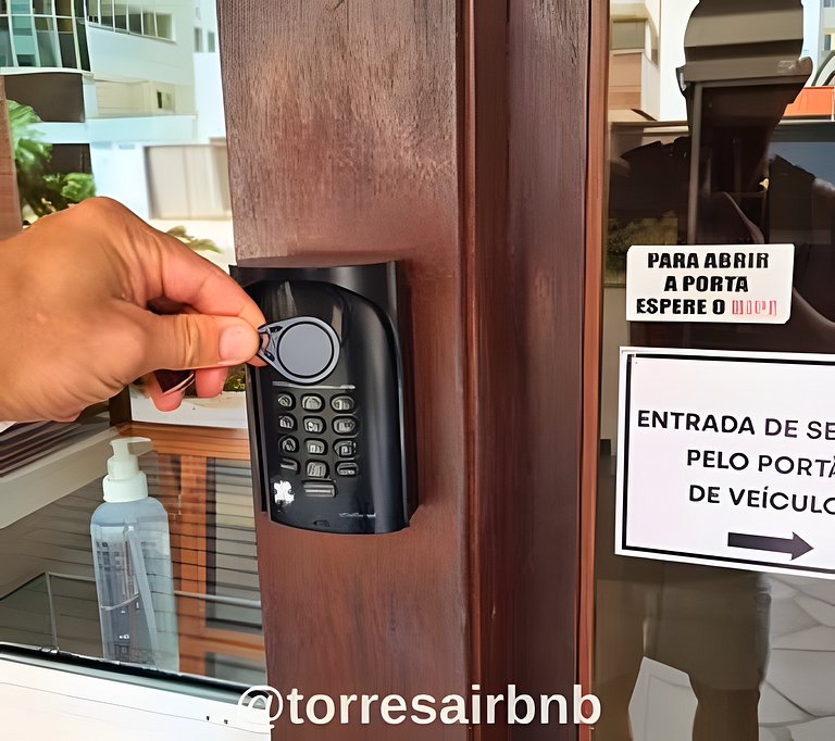 Cobertura duplex a de 300m do mar | Quatro Praças