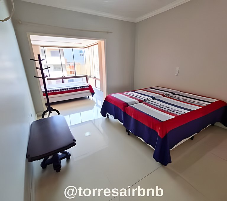 Cobertura duplex a de 300m do mar | Quatro Praças