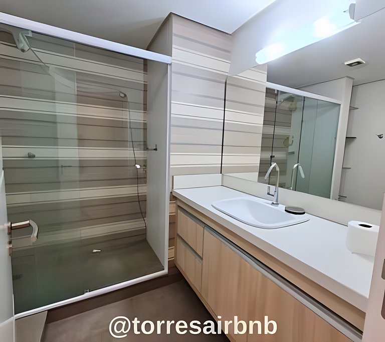 Cobertura duplex a de 300m do mar | Quatro Praças