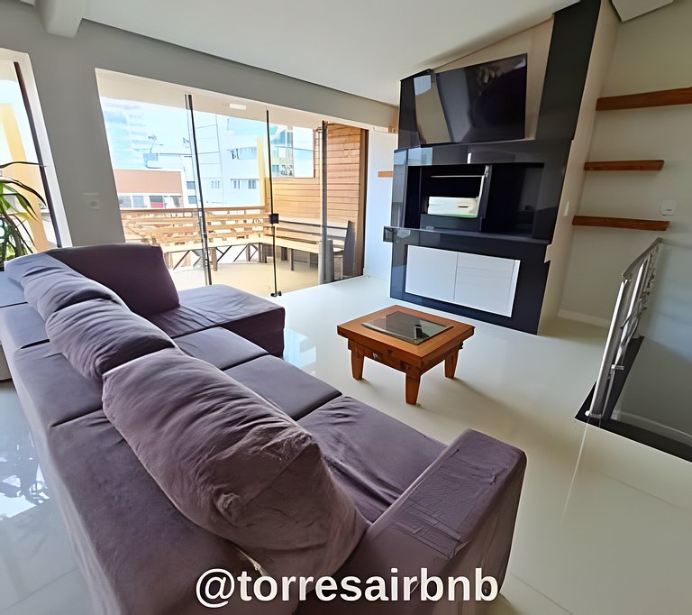 Cobertura duplex a de 300m do mar | Quatro Praças