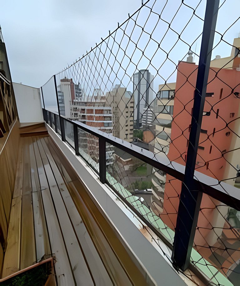 Cobertura duplex a de 300m do mar | Quatro Praças