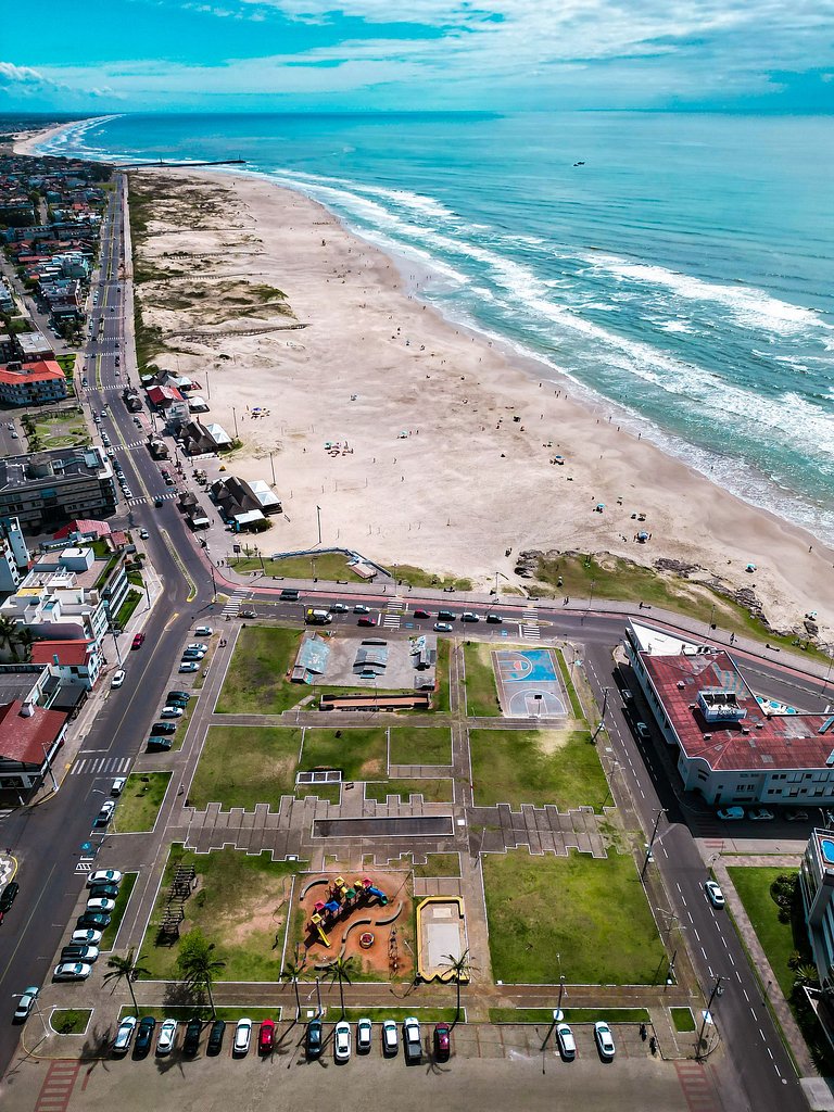 Cobertura duplex a de 300m do mar | Quatro Praças