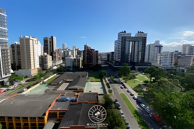Apto a 400mts do mar | Com vista | Ar | Aceita Pet