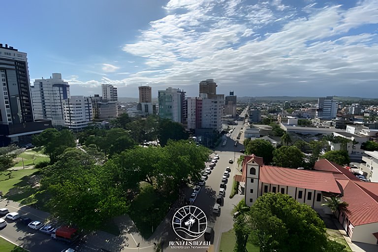 Apto a 400mts do mar | Com vista | Ar | Aceita Pet