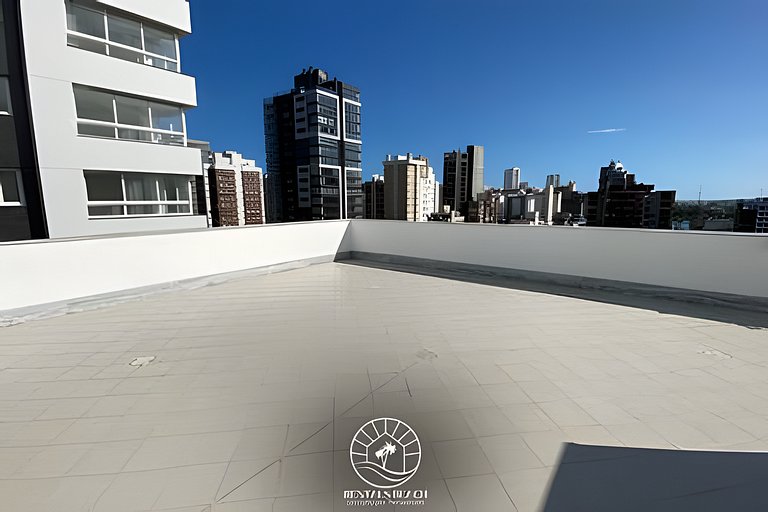 Apto a 400mts do mar | Com vista | Ar | Aceita Pet