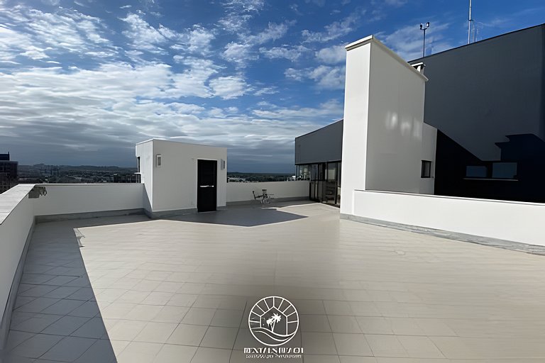 Apto a 400mts do mar | Com vista | Ar | Aceita Pet