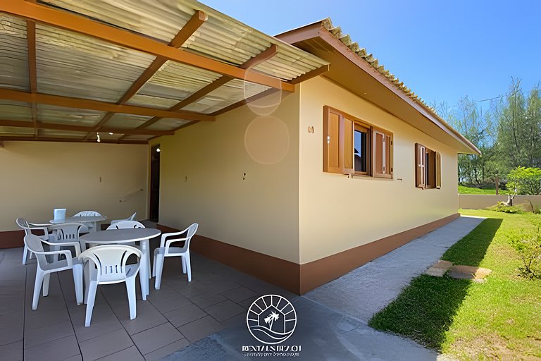 Casa frente para o mar | Pé na Areia | Aceita Pet
