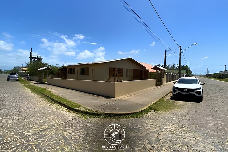 Casa frente para o mar | Pé na Areia | Aceita Pet