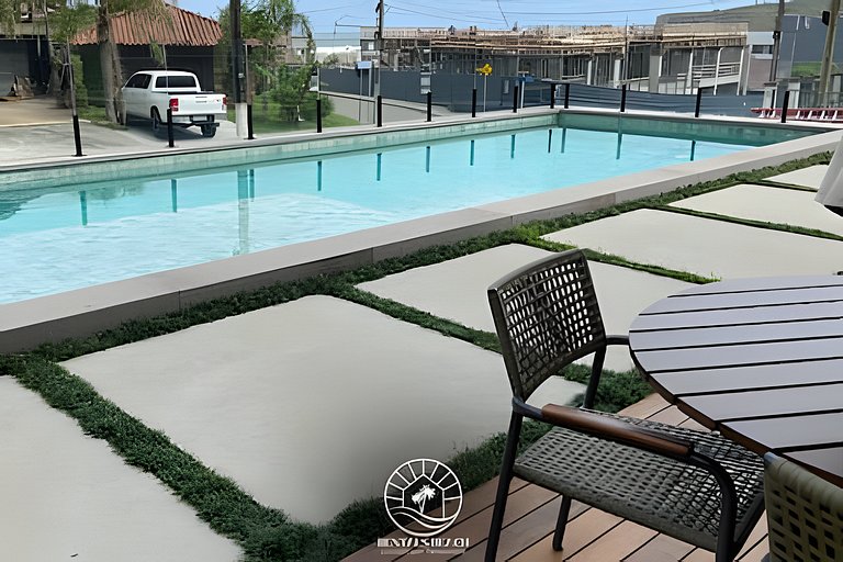 Studio a 150m da praia | ar-condicionado e piscina