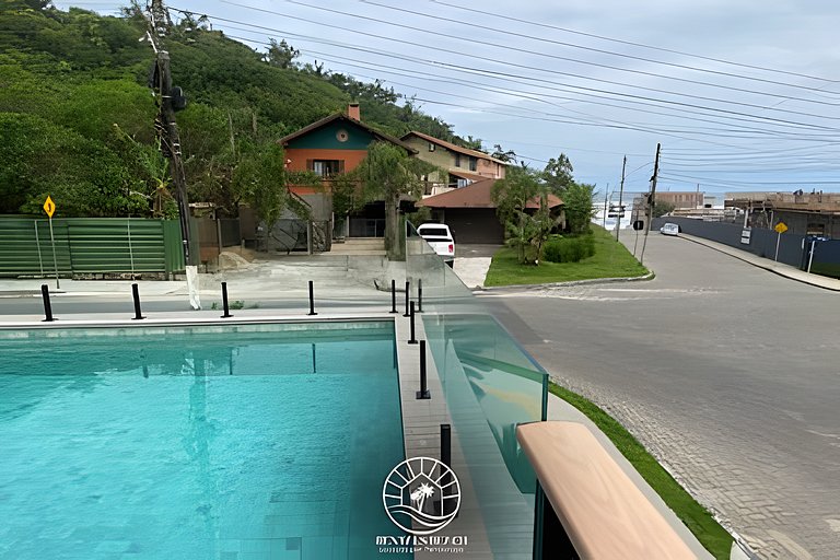 Studio a 150m da praia | ar-condicionado e piscina