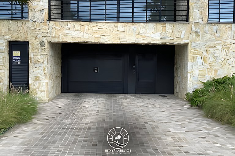 Studio a 150m da praia | ar-condicionado e piscina