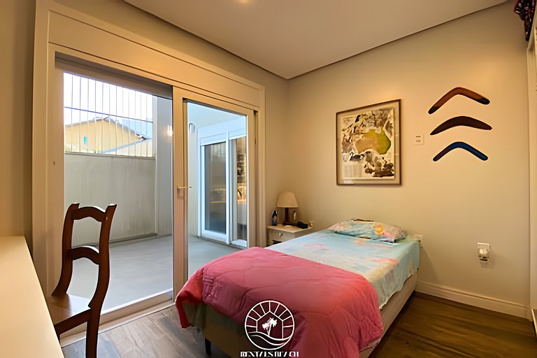 Casa c/ piscina | Ar | 50mts do mar | Aceita Pet