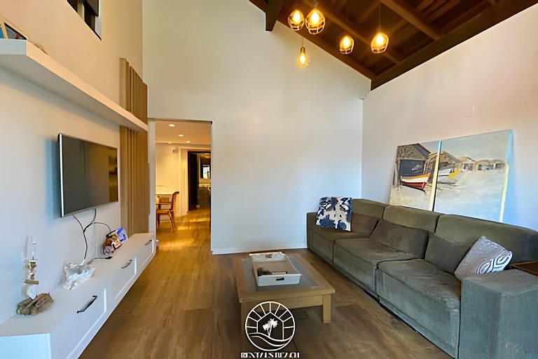Casa c/ piscina a menos de 50m do mar | Aceita Pet