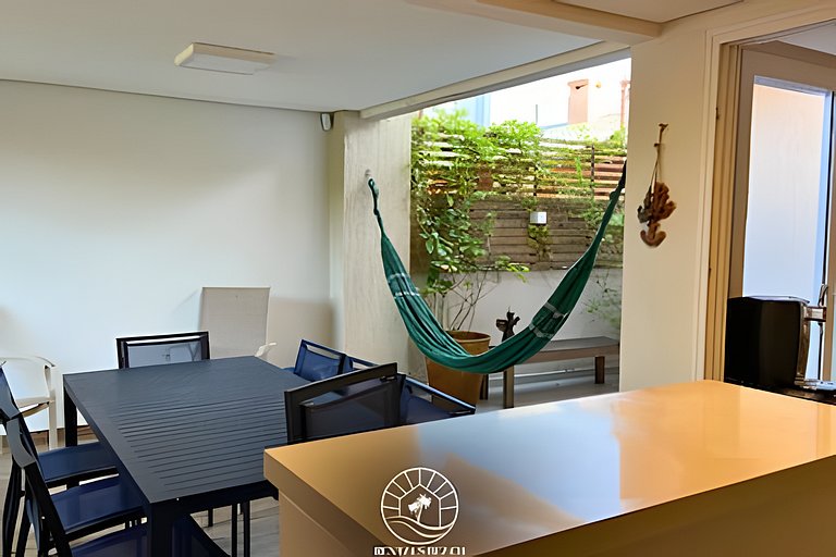 Casa c/ piscina a menos de 50m do mar | Aceita Pet