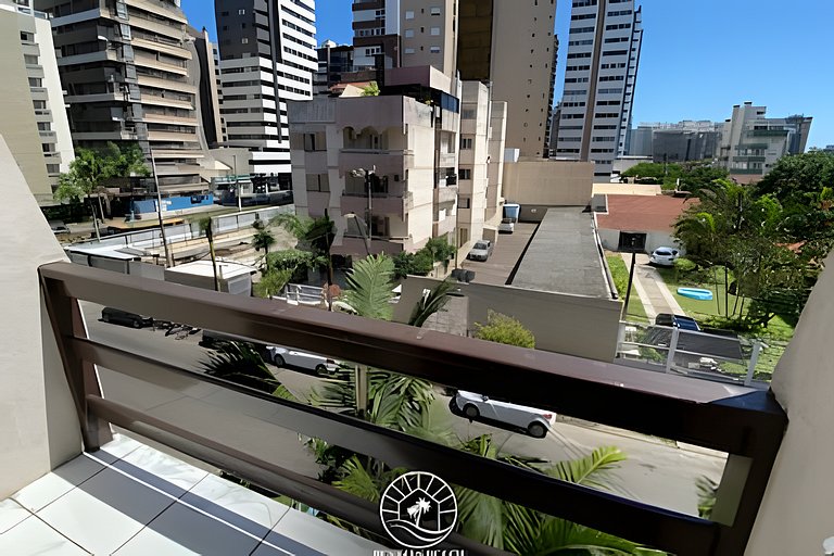 Apto a 400mts do mar com varanda | Aceita Pet
