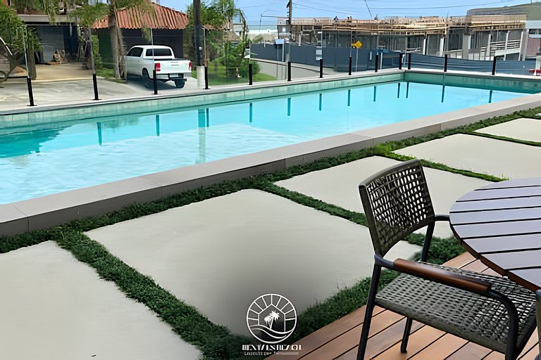 Apto a 150m da praia | Ar | Piscina | Aceita Pet