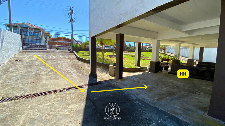 Apto amplo e equipado menos de 200m da praia