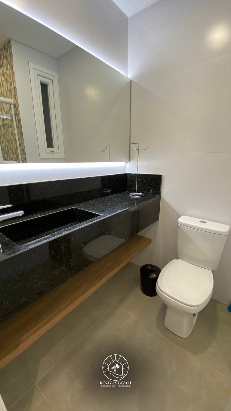 Apto 2 quartos em Torres a 200m do mar