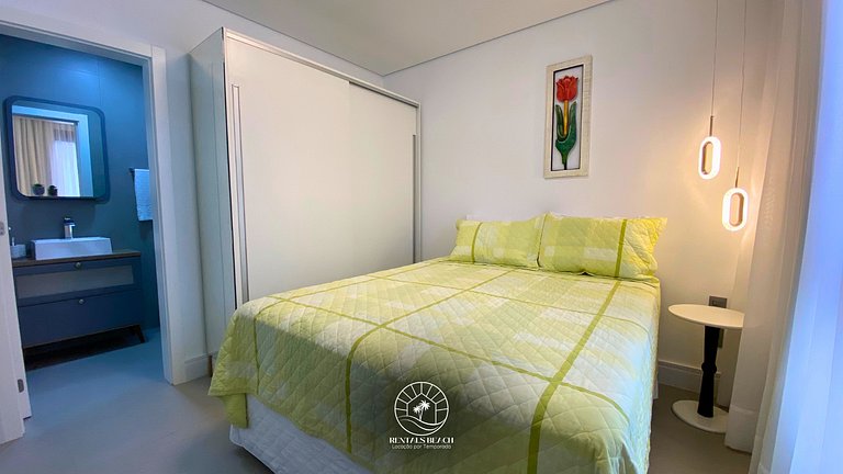 Studio 150m do mar | Ar | Piscina | Aceita Pet