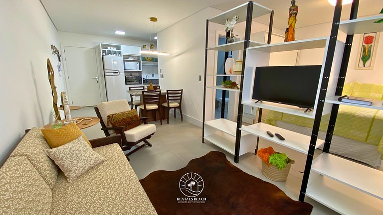 Studio 150m do mar | Ar | Piscina | Aceita Pet