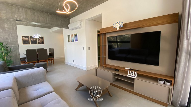 Apto central | Ar condicionado | 200mts do mar