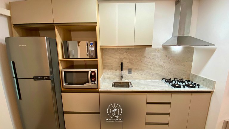 Apto central | Ar condicionado | 200mts do mar