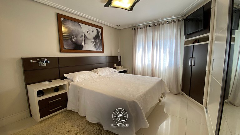 Cobertura exclusiva de frente para o mar