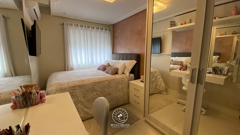 Cobertura exclusiva de frente para o mar