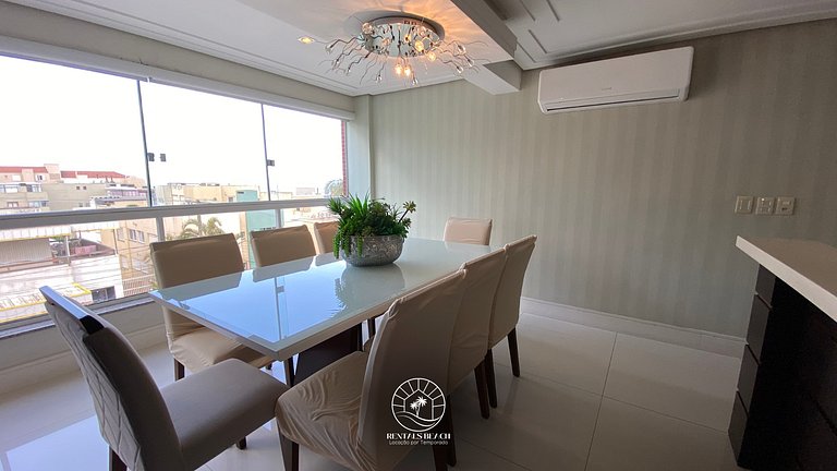 Cobertura exclusiva de frente para o mar