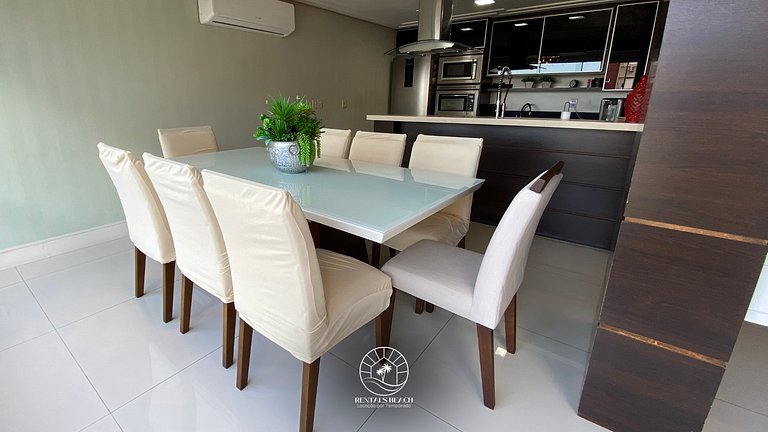 Cobertura exclusiva de frente para o mar