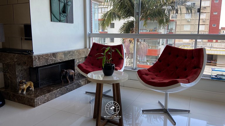 Cobertura exclusiva de frente para o mar