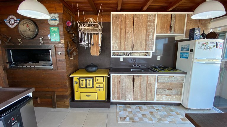 Cobertura exclusiva de frente para o mar