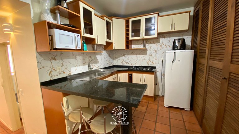 Apto confortável apenas 300m do mar | 6x sem Juros