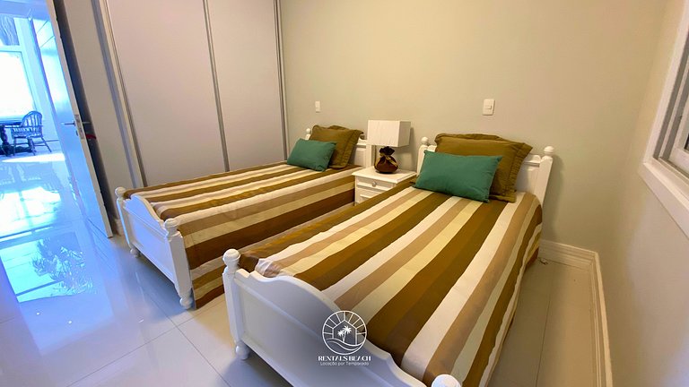 Casa Condomínio 5 suítes com piscina a 350m do mar