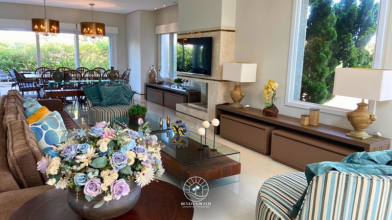 Casa Condomínio 5 suítes com piscina a 350m do mar