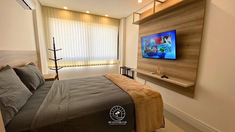 Apto central | Ar condicionado | 200mts do mar