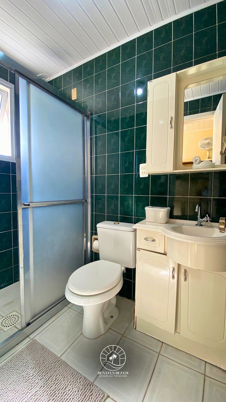 Sobrado aconchegante próximo do mar