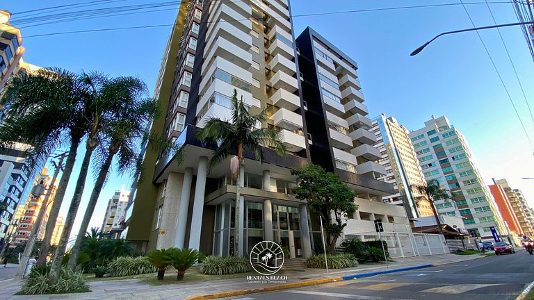 Apto central a menos de 300m do mar |Quatro Praças