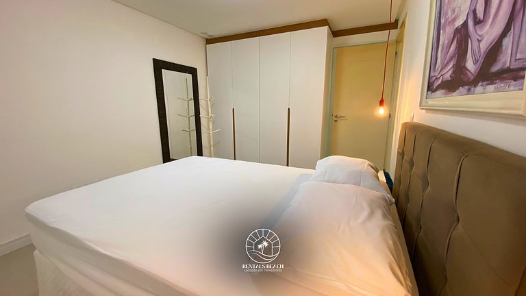 Apto a 300m do mar próximo e do lado Quatro Praças