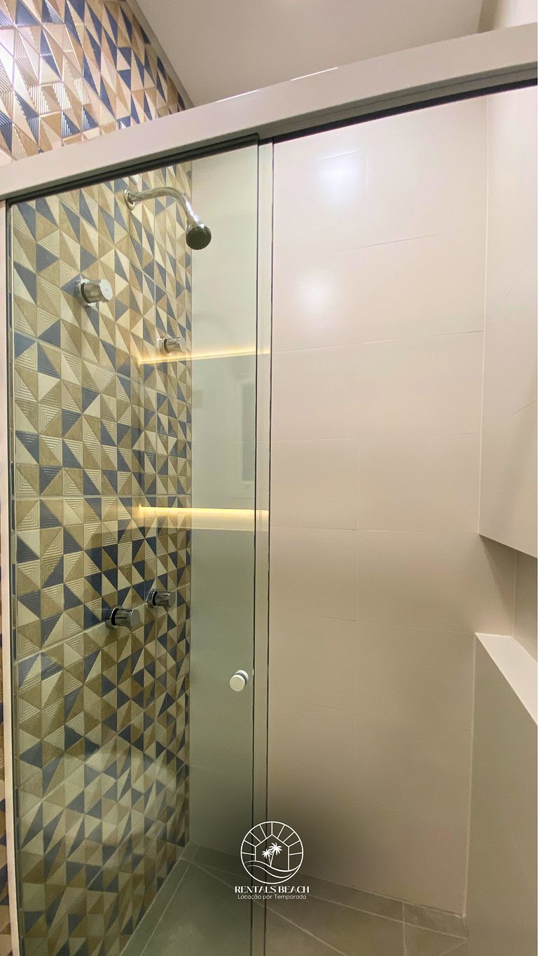 Apto novo de 2 quartos em Torres a 200m do mar