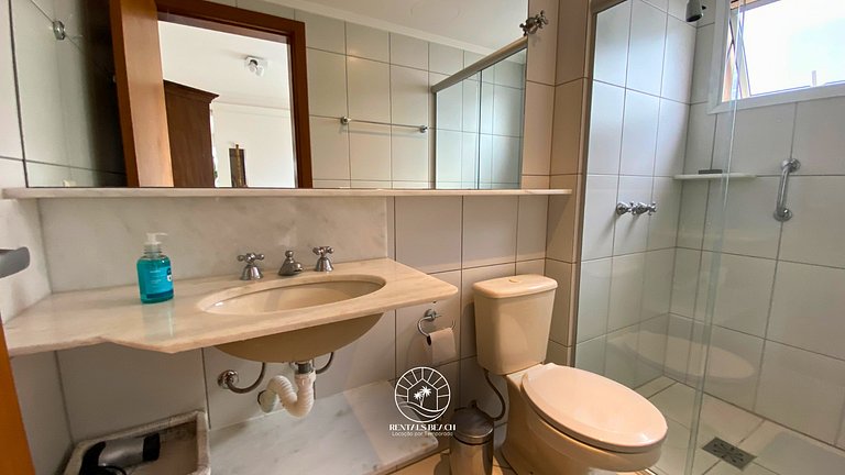 Cobertura com e 3 suítes a 350mts do mar