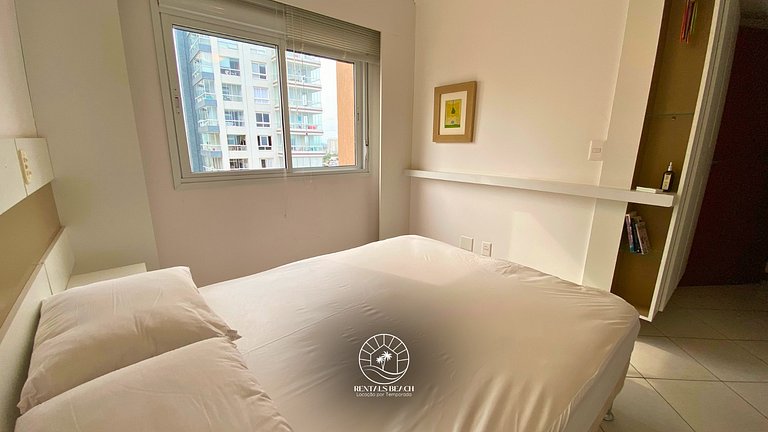 Cobertura com e 3 suítes a 350mts do mar