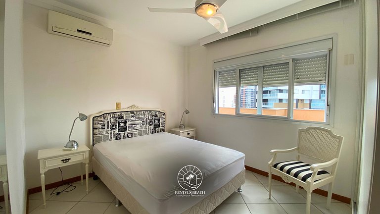 Cobertura com e 3 suítes a 350mts do mar