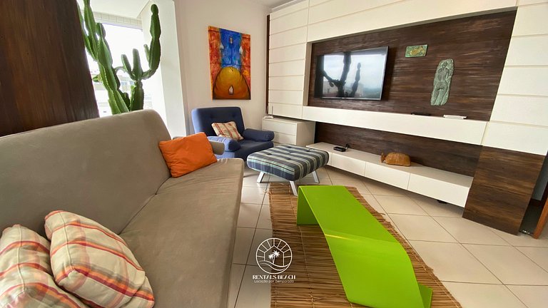 Cobertura com e 3 suítes a 350mts do mar