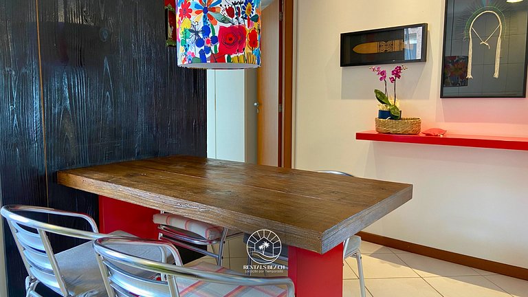 Cobertura com e 3 suítes a 350mts do mar