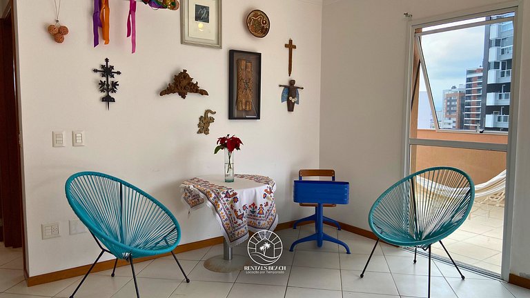 Cobertura com e 3 suítes a 350mts do mar