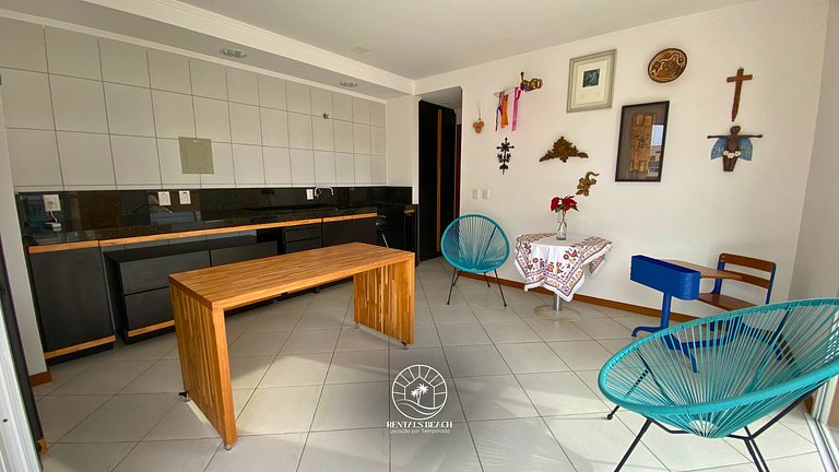 Cobertura com e 3 suítes a 350mts do mar