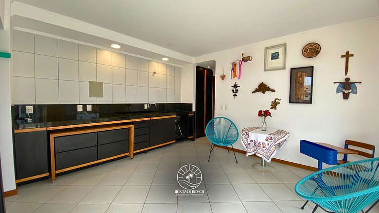 Cobertura com e 3 suítes a 350mts do mar